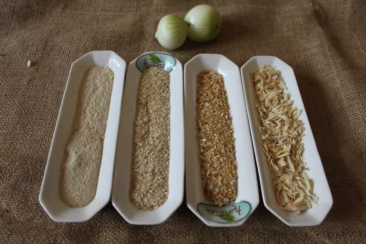 Dried Onion is special production of Kurucum Food. dried Onion-4